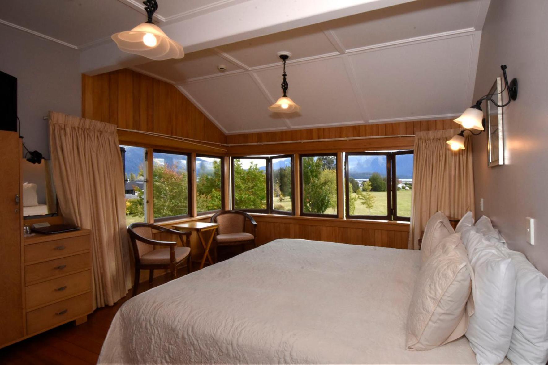 Te Anau Lodge Buitenkant foto